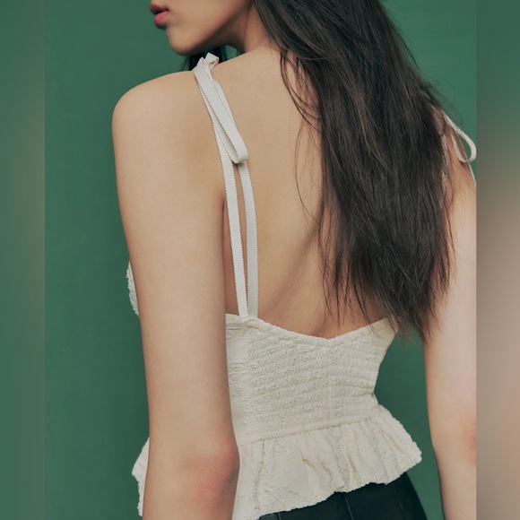 NWOT- Reformation Pallas Top - Size 0 - Picture 4 of 9